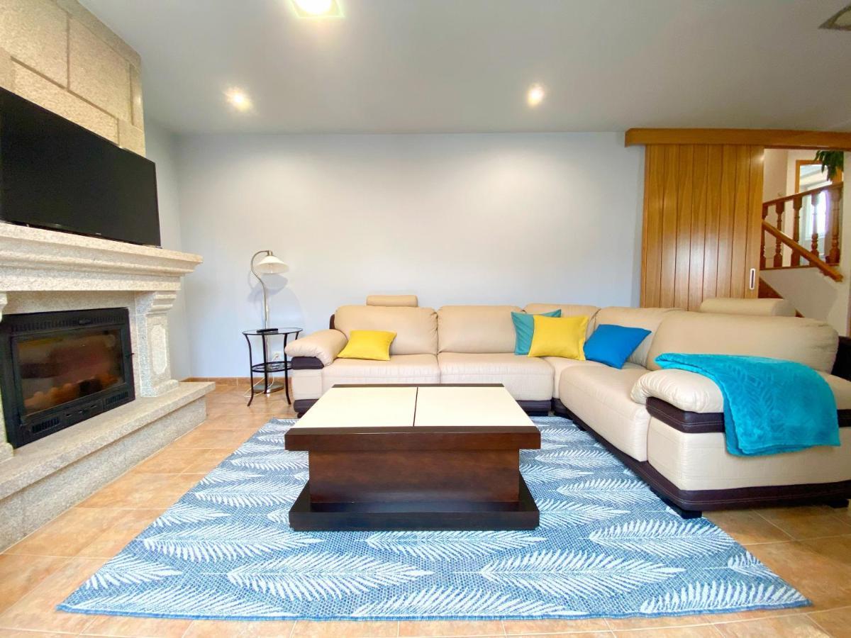 הוילה א אסטרדה Casa De Fares מראה חיצוני תמונה
